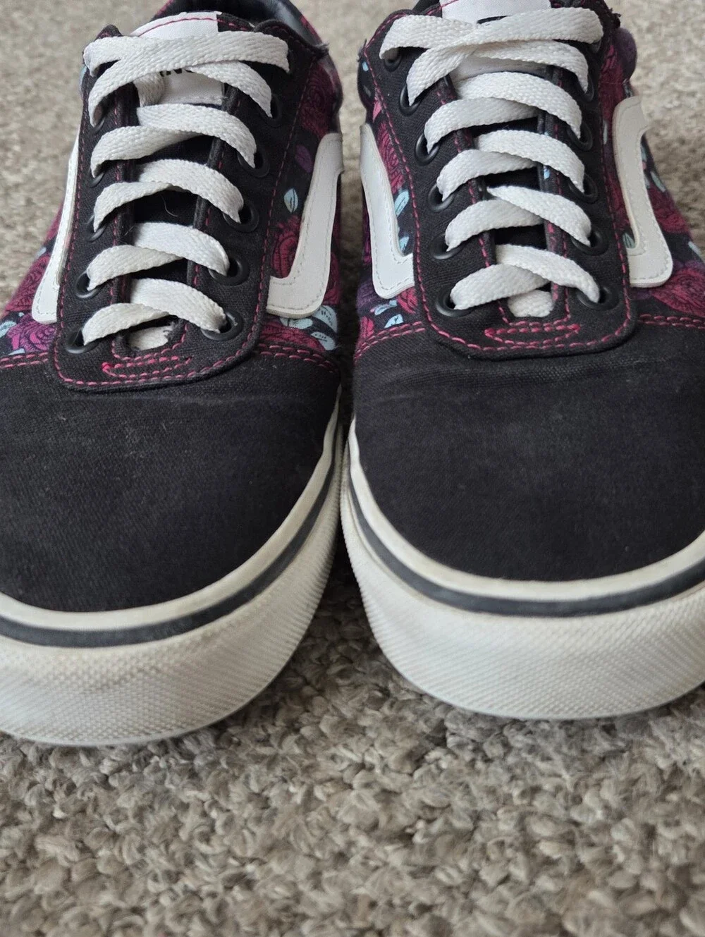 VANS Ward Romantic Floral Rose Print Sneakers Low Skate Shoes Womens Size 9.5